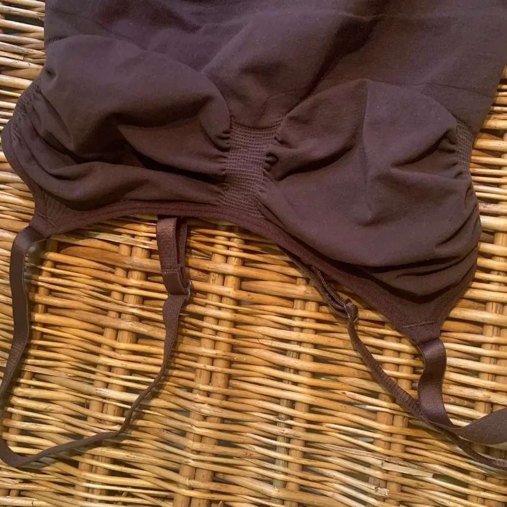 NWT Skims Sculpting Bodysuit with Snap in Cocoa - Picture 6 of 12